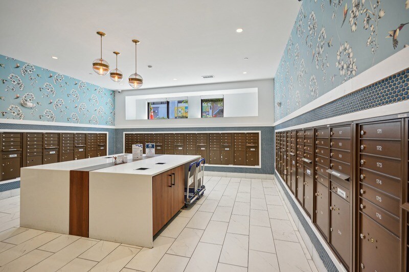More Photos Of 501 W 4th St, Winston-Salem Apartments For Lease