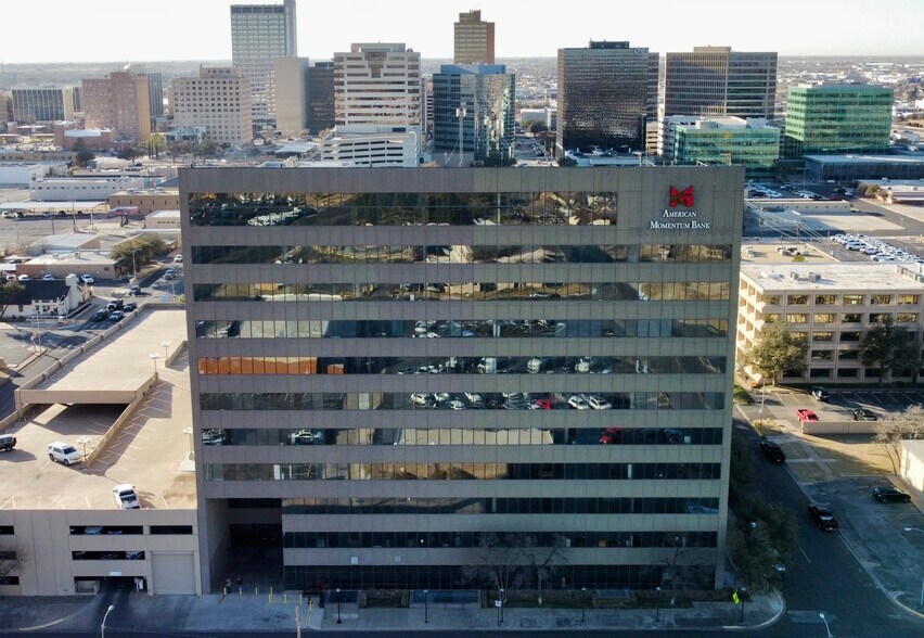 More Photos Of 600 Marienfeld St, Midland Office For Lease
