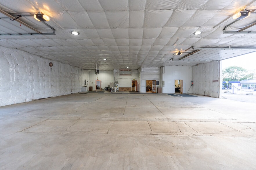 More Photos Of 3040 Freeport Rd, Natrona Heights Warehouse For Sale