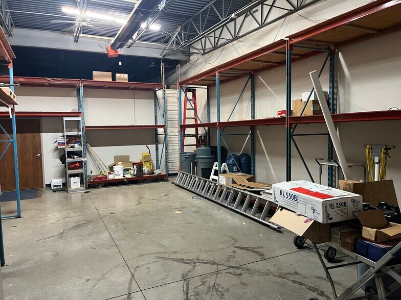 More Photos Of 5959 NW 37th St, Oklahoma City Industrial For Sale