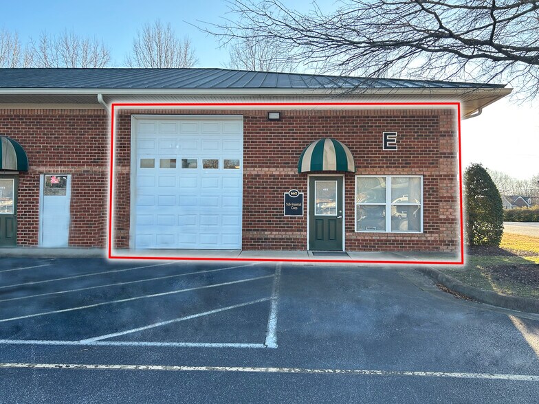 More Photos Of 646-662 Prosperity Way, Chesapeake Flex For Lease