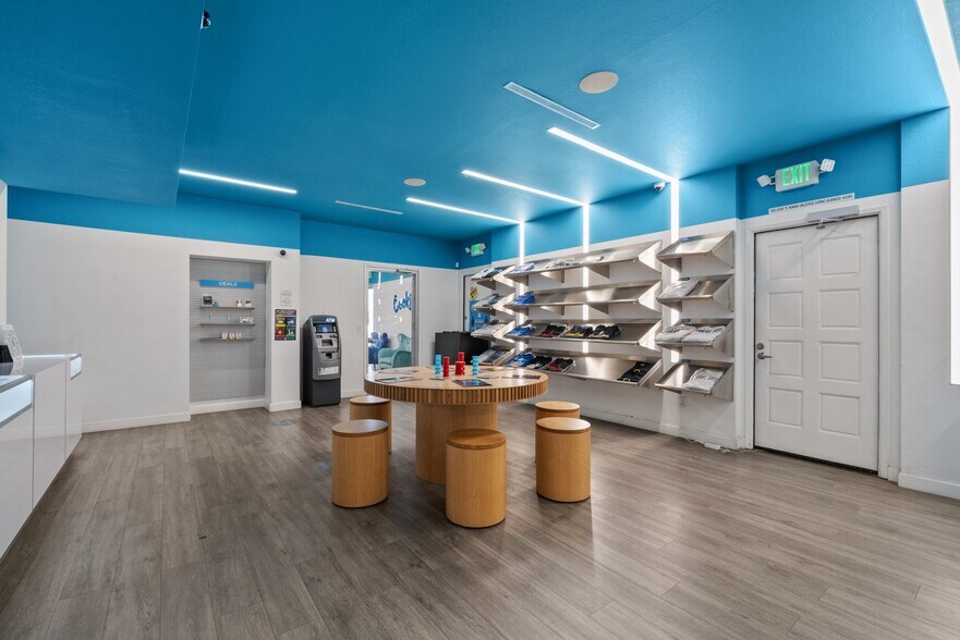 More Photos Of 1017 E Ocean Ave, Lompoc Medical For Sale