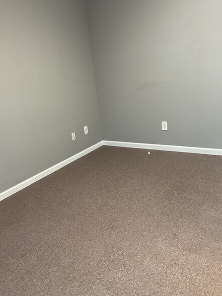 More Photos Of 157 Garrett Way NW, Milledgeville Self Storage For Lease