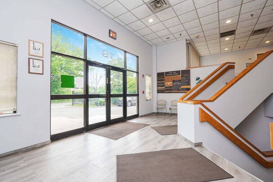 More Photos Of 78 Todt Hill Rd, Staten Island Medical For Lease