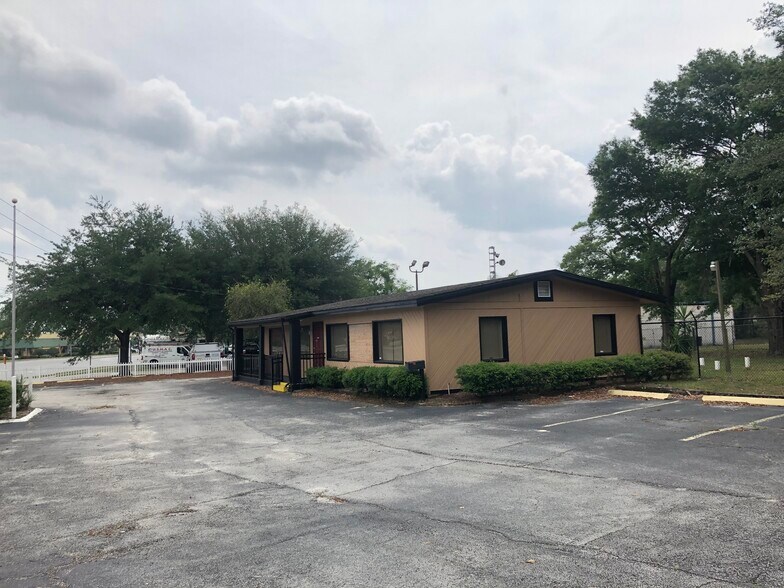More Photos Of 531 Dog Track Rd, Longwood Office For Sale