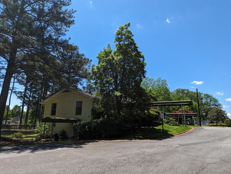 More Photos Of 395 Russell Drive, Smyrna Daycare Center For Sale