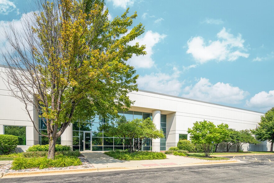 More Photos Of 3540-3630 Amhurst Pky, Waukegan Manufacturing For Lease