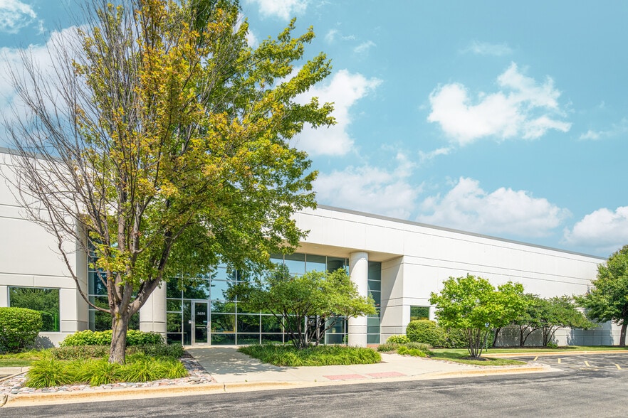 More Photos Of 3540-3630 Amhurst Pky, Waukegan Unknown For Lease