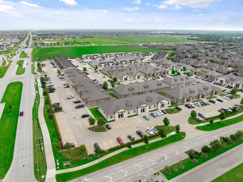 More Photos Of 1400 N Coit Rd, McKinney Unknown For Lease