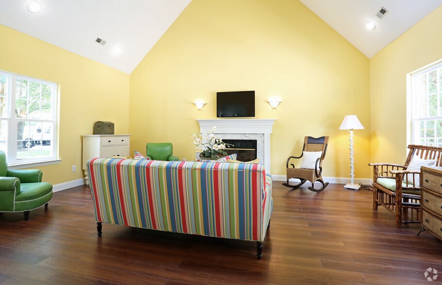 More Photos Of 1201 Edenham Ct, Virginia Beach Apartments For Sale