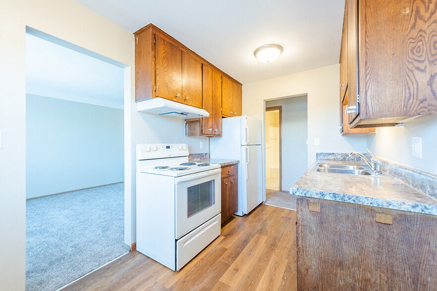 More Photos Of 458 English St, Saint Paul Apartments For Sale