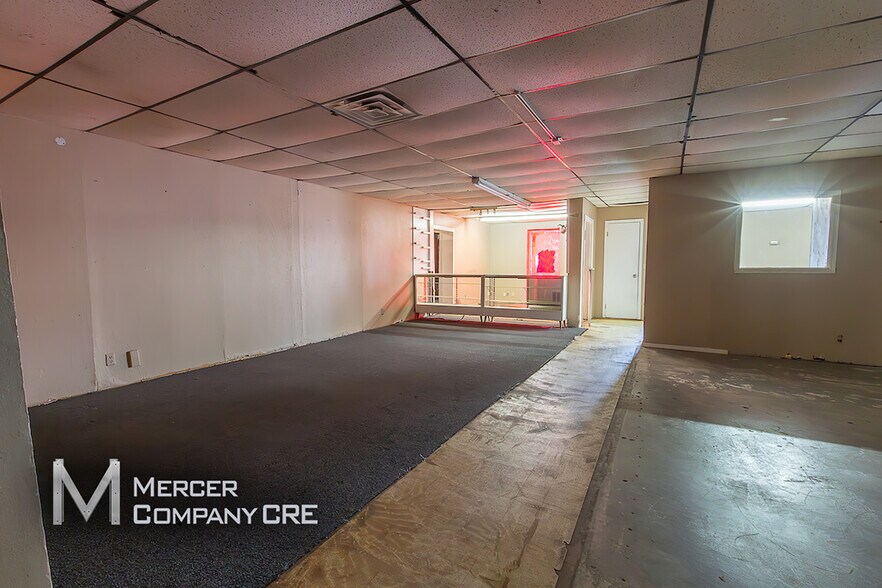 More Photos Of 440-460 N Rockwell Ave, Oklahoma City Unknown For Lease