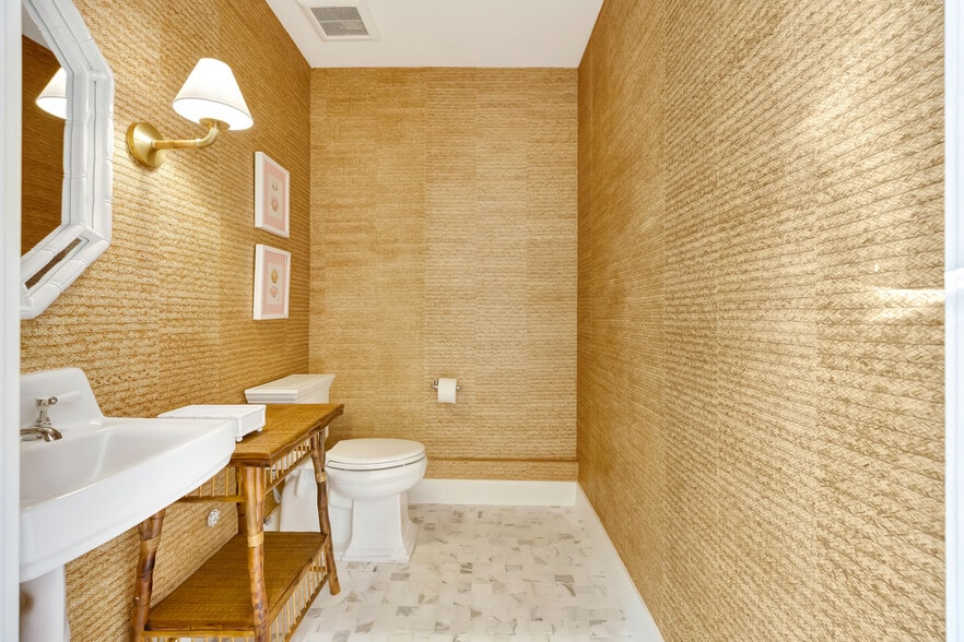 More Photos Of 725 N A1A, Jupiter Medical For Sale