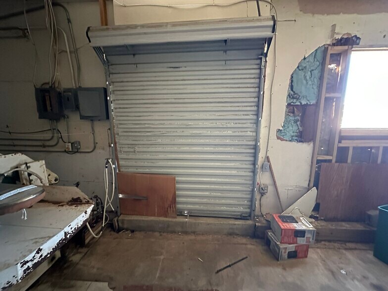 More Photos Of 190 S Commerce St, Frankston Restaurant For Sale