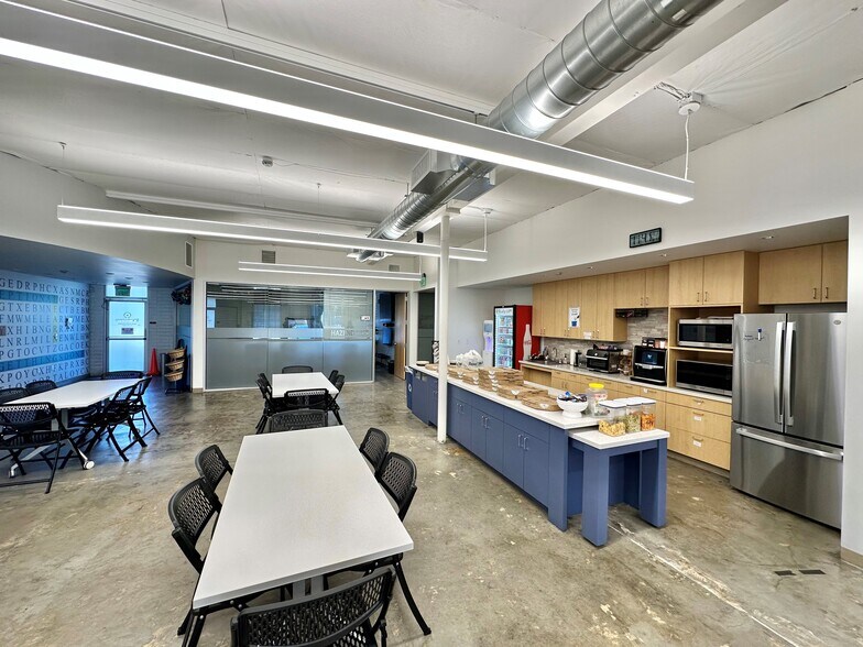 More Photos Of 101 Hope St, Mountain View Office For Lease