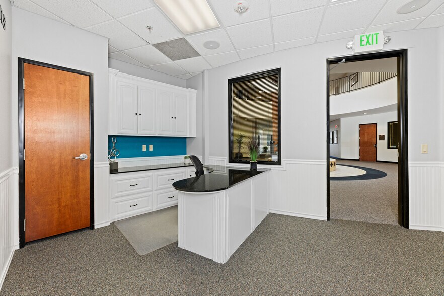More Photos Of 9401 E Stockton Blvd, Elk Grove Office Residential For Sale