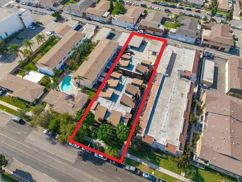 More Photos Of 3608 W Orange Ave, Anaheim Apartments For Sale