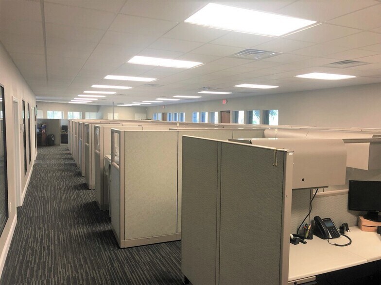 More Photos Of 921 Douglas Ave, Altamonte Springs Office For Lease