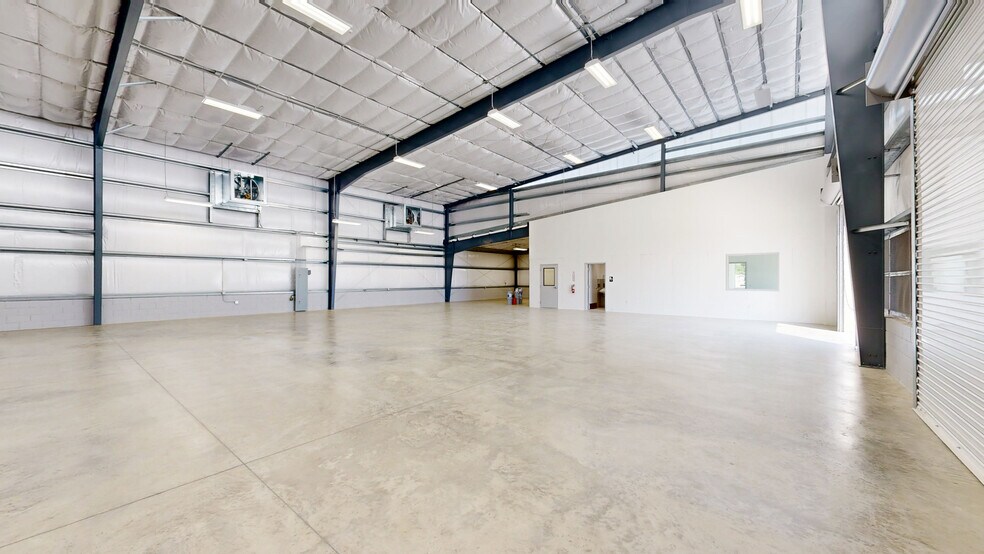 More Photos Of 1560 Dolgner Pl, Sanford Unknown For Lease