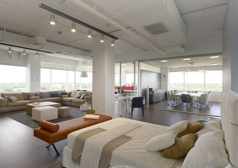 More Photos Of 4770 Biscayne Blvd, Miami Office For Sale