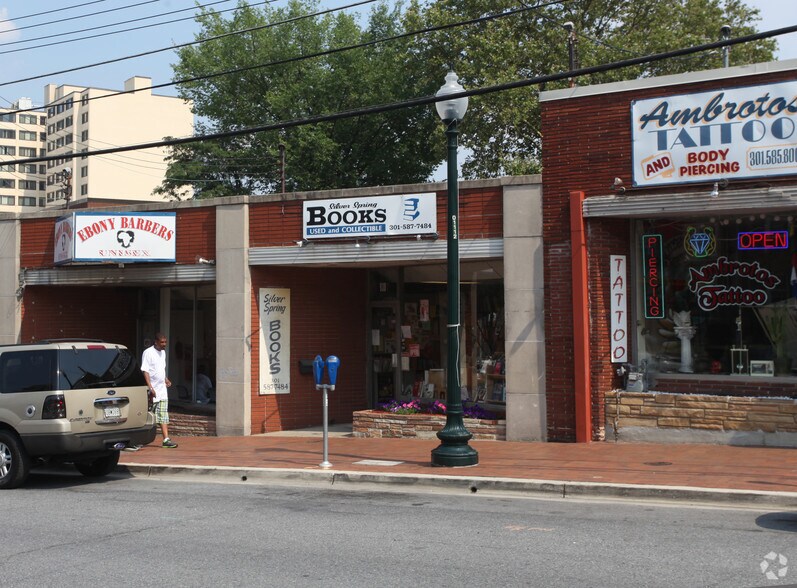 Primary Photo Of 938 Bonifant St, Silver Spring Storefront For Lease