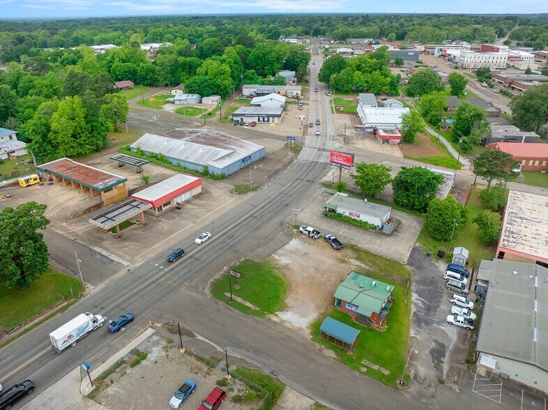 More Photos Of 309 E Washington St, Idabel Specialty For Sale
