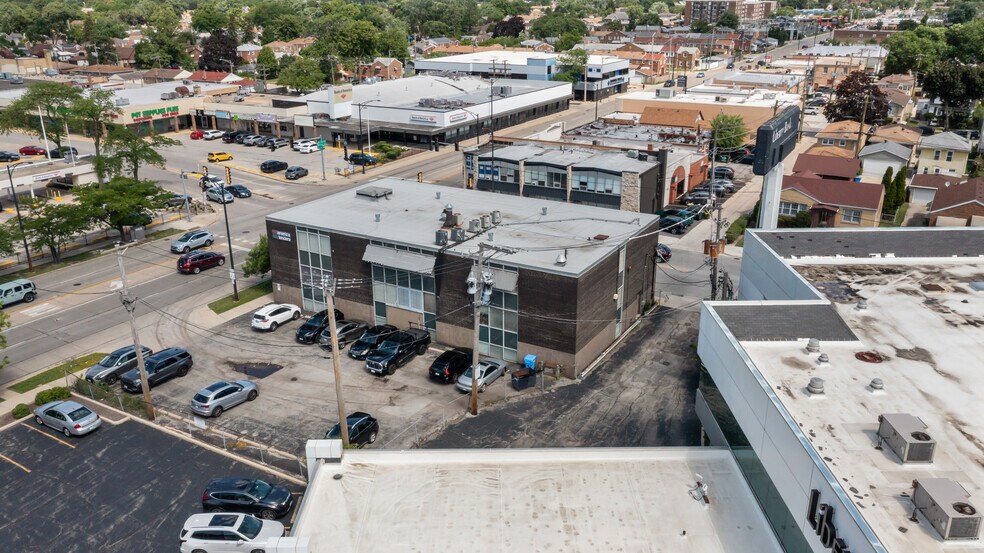 More Photos Of 5151 N Harlem Ave, Chicago Medical For Sale