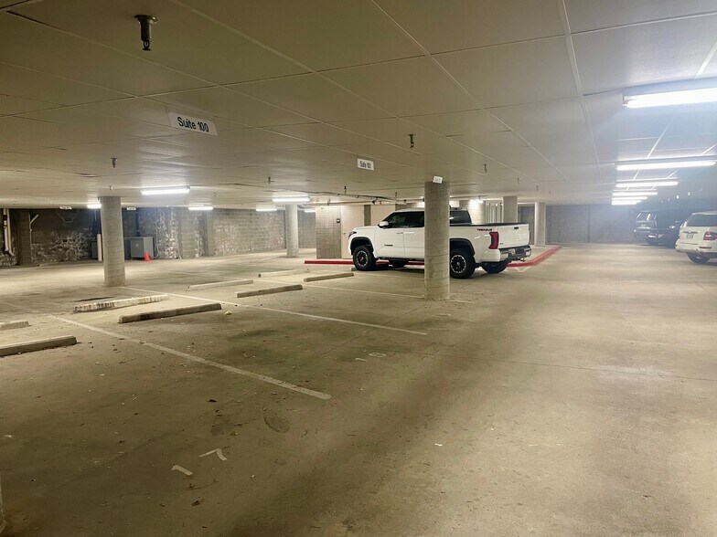 More Photos Of 3005 Royal Blvd S, Alpharetta Office For Lease