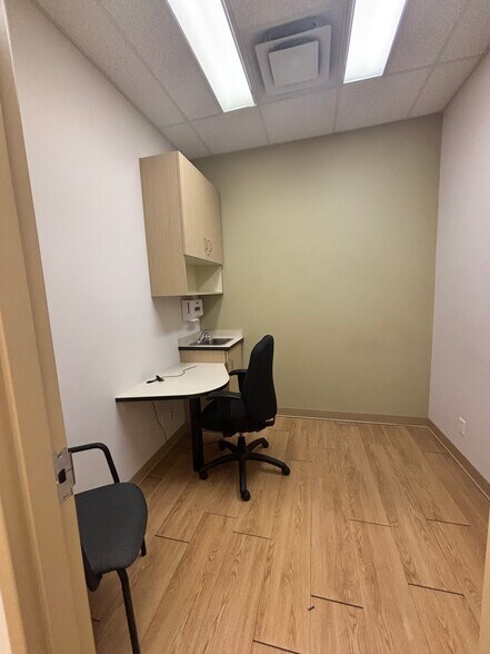 More Photos Of 805-863 Browns Line, Toronto Unknown For Lease