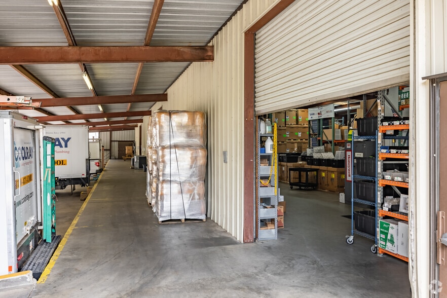 More Photos Of 1595 Commercial Ct, Jonesboro Warehouse For Sale