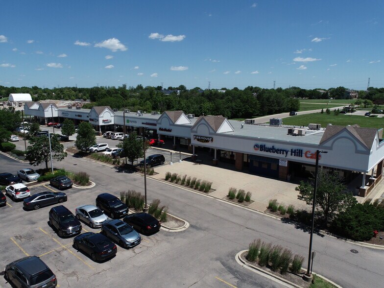 More Photos Of 355-405 N Eola Rd, Aurora Unknown For Lease