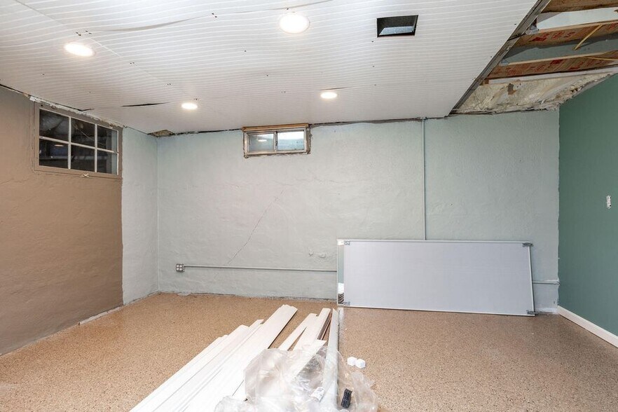 More Photos Of 153 Laclede Ln, Hollister Manufactured Housing Mobile Home Park For Sale