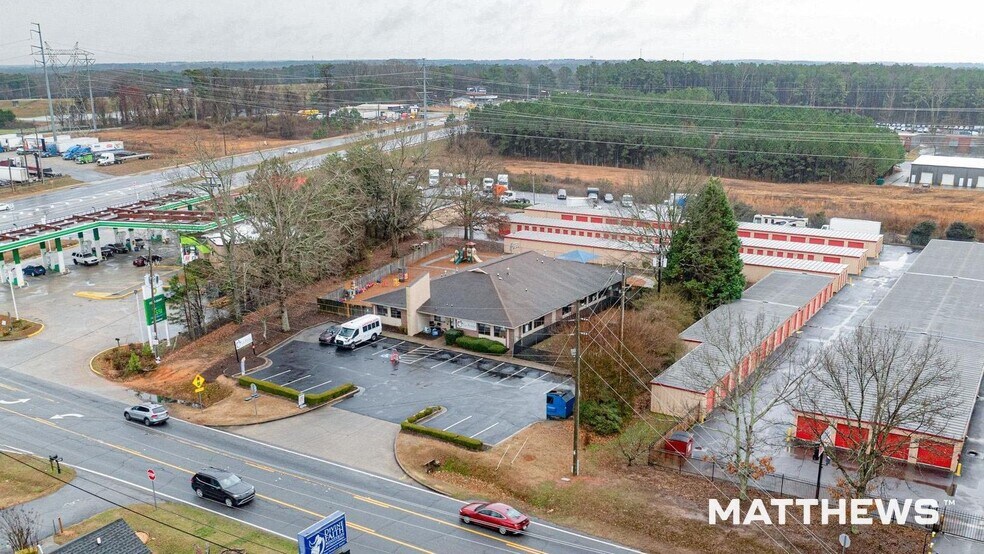 More Photos Of 1529 Mundys Mill Rd, Jonesboro Daycare Center For Sale