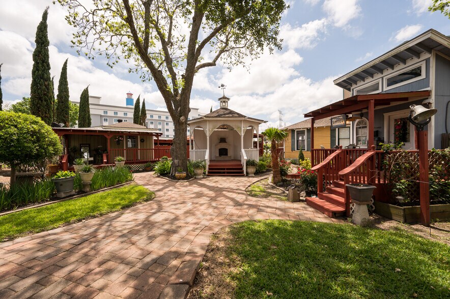 More Photos Of 706 Bradford Ave, Kemah Land For Sale