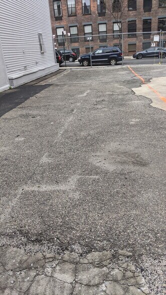 More Photos Of 79 N 9th St, Brooklyn Land For Sale