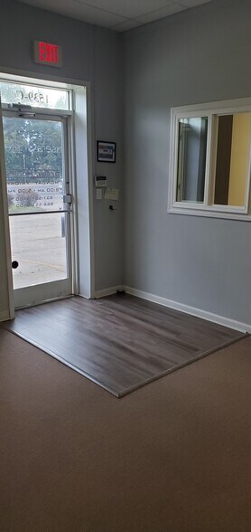 More Photos Of 1539 Ashland City Rd, Clarksville Flex For Lease
