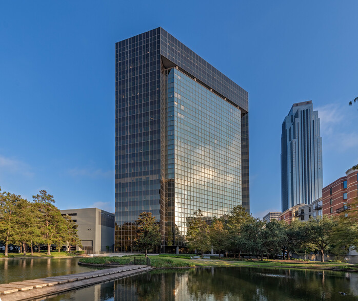 Primary Photo Of 3040 Post Oak Blvd, Houston Office For Sale