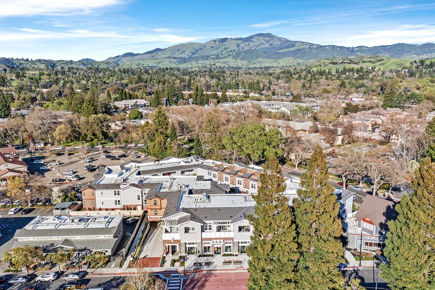 More Photos Of 600 Hartz Ave, Danville Storefront Retail Residential For Lease