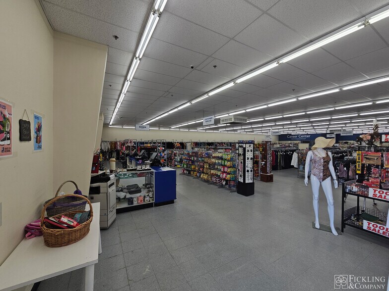 More Photos Of 6109 Houston Rd, Macon-Bibb Freestanding For Sale