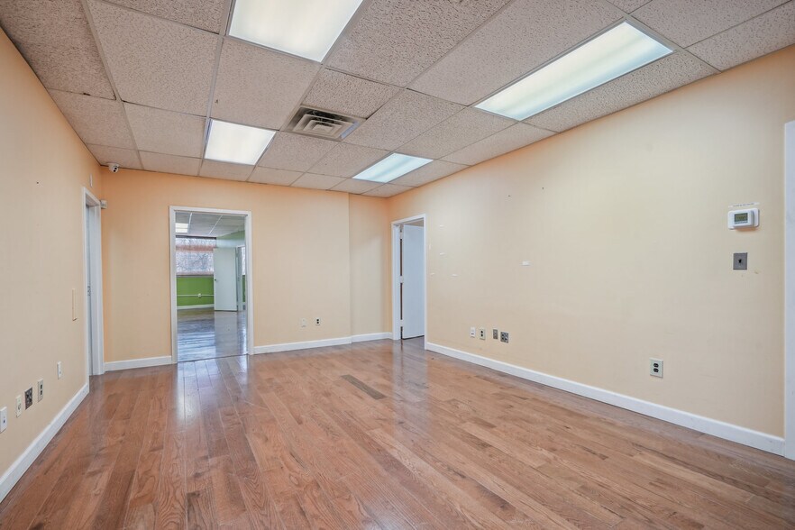 More Photos Of 200 South St, New Providence Medical For Sale