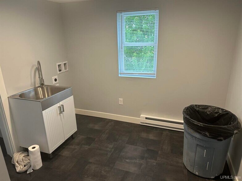 More Photos Of 19283 US Highway 41 W, Champion Light Manufacturing For Sale