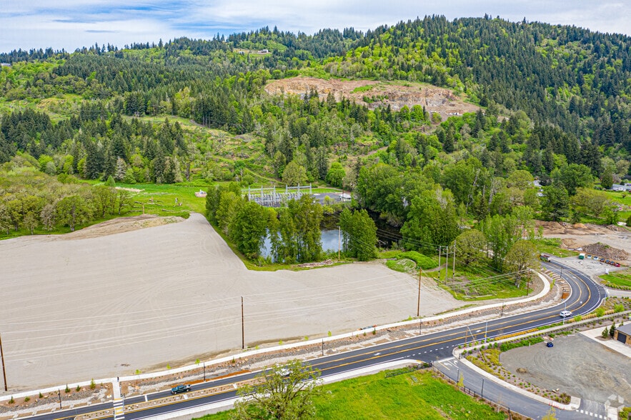 More Photos Of 114 Kalama River Rd, Kalama Land For Lease