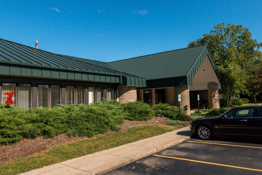 Primary Photo Of 2140 University Park Dr, Okemos Medical For Lease