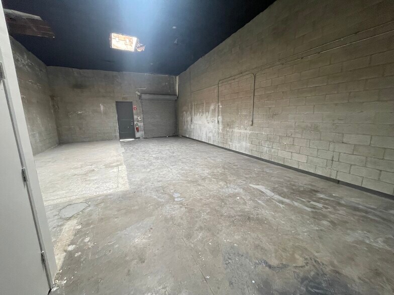 More Photos Of 8931 National Blvd, Los Angeles Manufacturing For Lease