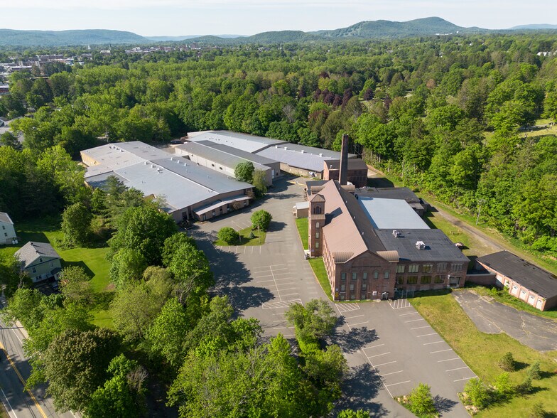 More Photos Of 125 Pecks Rd, Pittsfield Warehouse For Sale