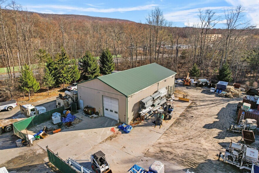 More Photos Of 1195 State Route 208, Monroe Unknown For Lease