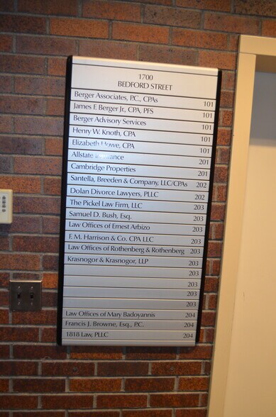 More Photos Of 1700 Bedford St, Stamford Office For Lease