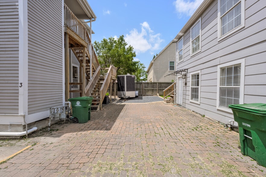 More Photos Of 3312 Crawford St, Houston Apartments For Sale