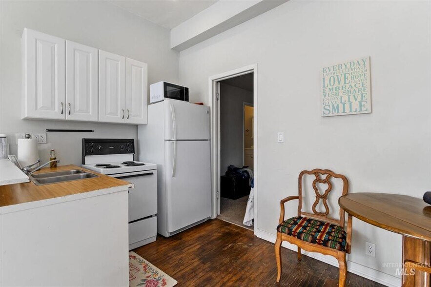 More Photos Of 1216 W State St, Boise Apartments For Sale