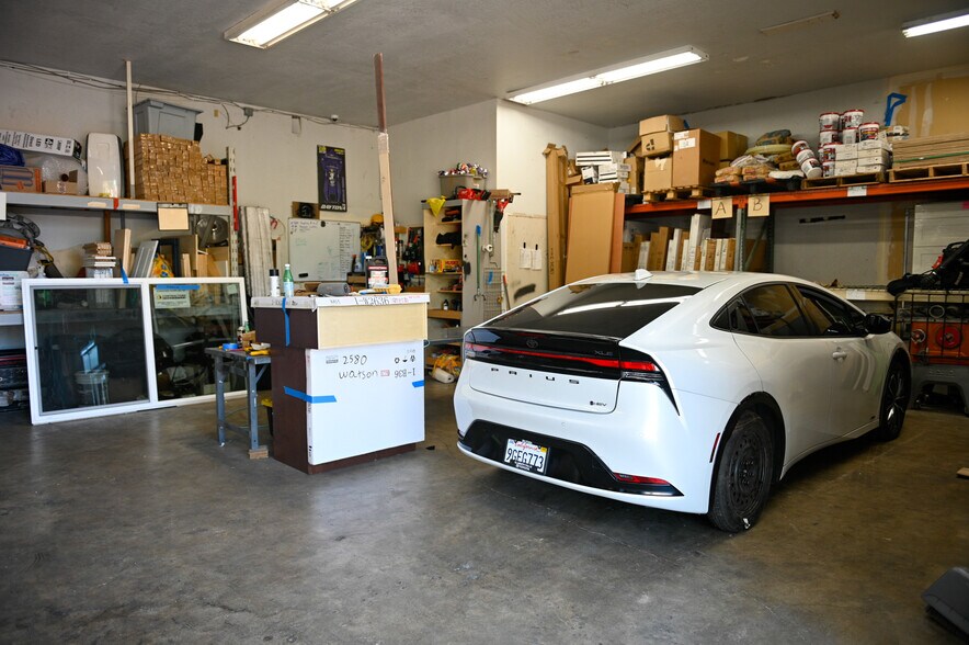 More Photos Of 5201 Auburn Blvd, Sacramento Freestanding For Sale